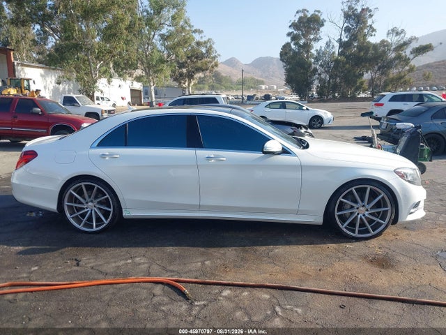 Mercedes-Benz S 550 2015 WDDUG8CB0FA071362 Image 13