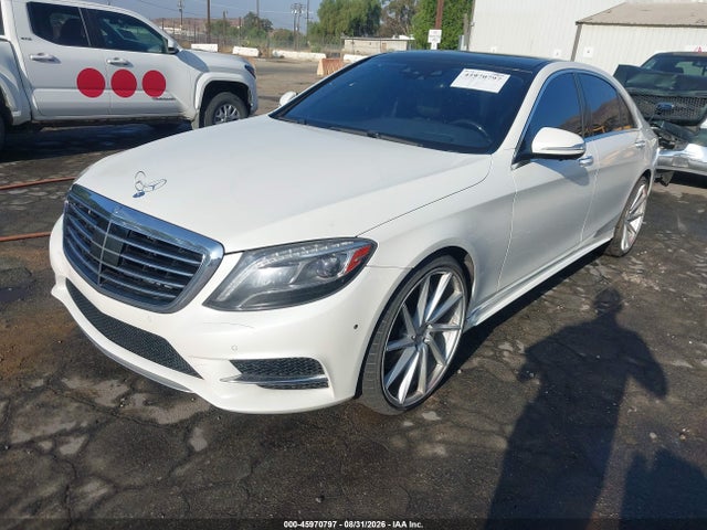 Mercedes-Benz S 550 2015 WDDUG8CB0FA071362 Image 2