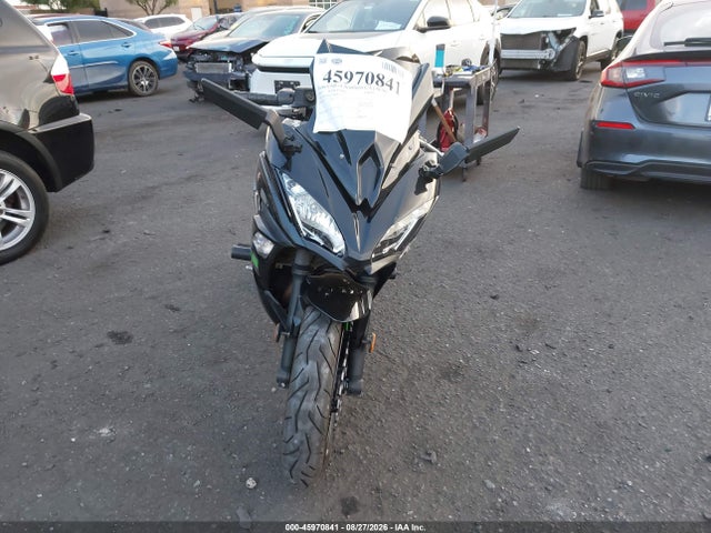 Kawasaki Ex650 J 2019 JKAEXEJ17KDA03119 Image 5