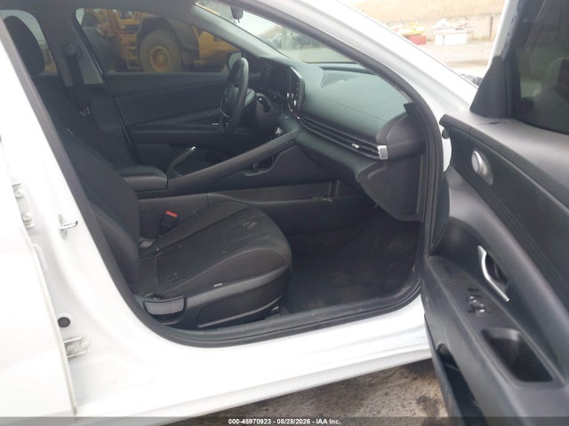Hyundai ELANTRA SEL 2021 5NPLM4AG8MH044342 Image 5
