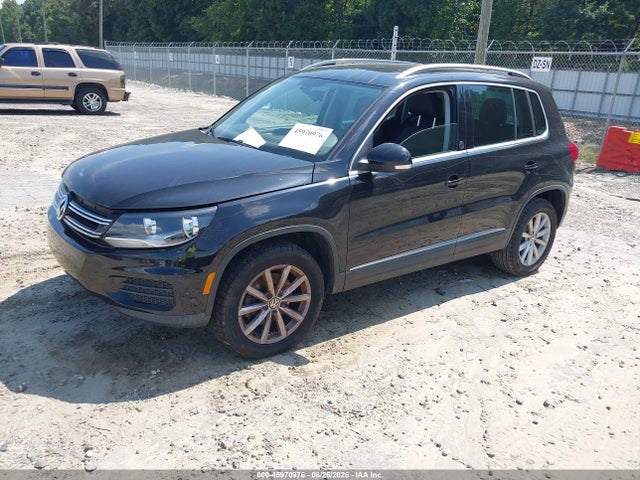 45970976 :رقم المزاد ، WVGRV7AX6HK009424 vin ، 2017 Volkswagen Tiguan 2.0t Wolfsburg Edition مزاد بيع