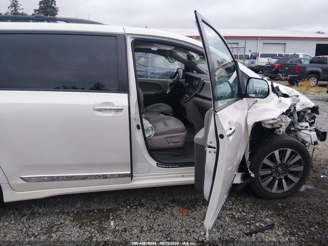 Toyota SIENNA XLE 2020 5TDDZ3DC3LS230744 Image 5