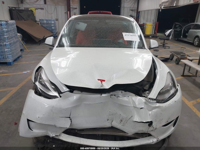 Продажа на аукционе авто 2023 Tesla Model Y Awd/long Range Dual Motor All-wheel Drive, vin: 7SAYGDEE8PA098569, номер лота: 45970999