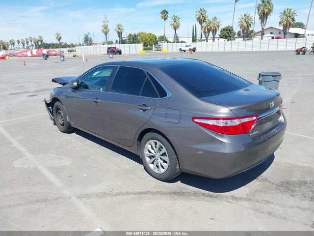 Toyota CAMRY LE 2017 4T1BF1FK3HU670230 Image 3