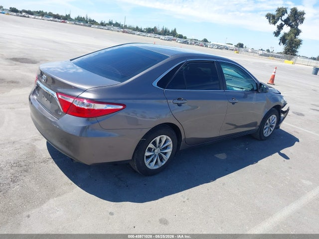 Toyota CAMRY LE 2017 4T1BF1FK3HU670230 Image 4
