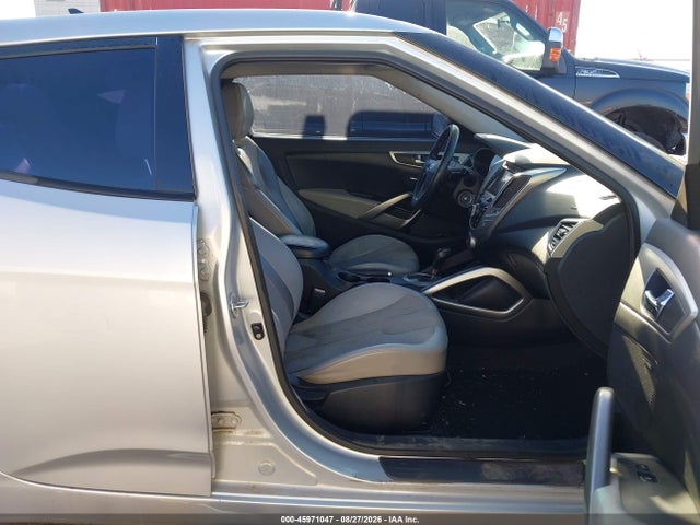 Продажа на аукционе авто 2012 Hyundai Veloster Base W/gray, vin: KMHTC6ADXCU045593, номер лота: 45971047