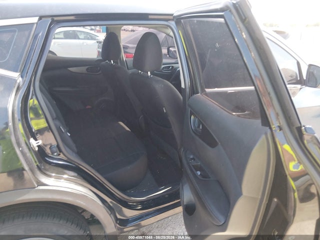 45971048 :رقم المزاد ، JN1BJ1AVXMW561818 vin ، 2021 Nissan Rogue Sport S Fwd Xtronic Cvt مزاد بيع