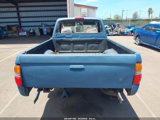 2002 Toyota Tacoma მანქანა იყიდება აუქციონზე, vin: 5TEPM62N12Z883690, აუქციონის ნომერი: 45971050