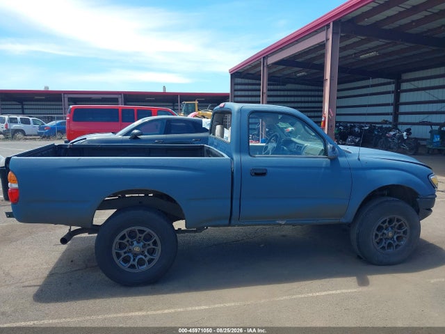 2002 Toyota Tacoma მანქანა იყიდება აუქციონზე, vin: 5TEPM62N12Z883690, აუქციონის ნომერი: 45971050