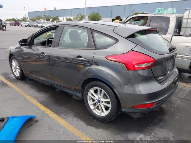 Ford FOCUS SE 2017 1FADP3K26HL206534 Image 3
