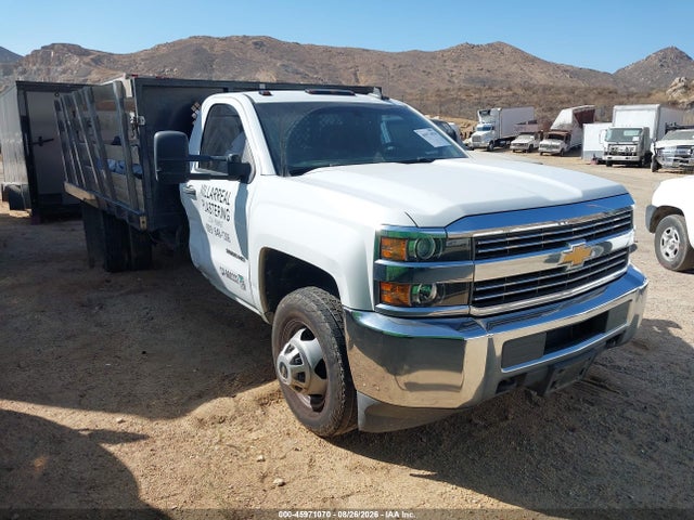 Chevrolet Silverado 3500hd Chassis Wt 2017 1GB3CYCG8HF135462 main image