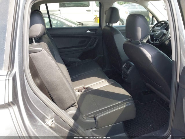Продажа на аукционе авто 2018 Volkswagen Tiguan 2.0t Se/2.0t Sel, vin: 3VV3B7AXXJM061495, номер лота: 45971104