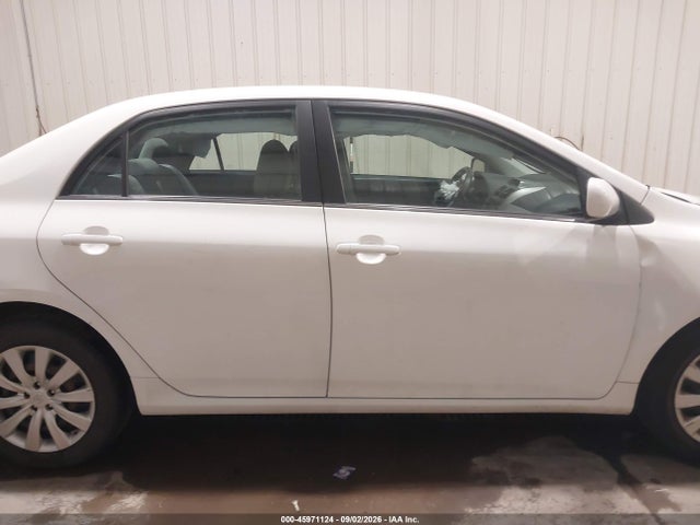 45971124 :رقم المزاد ، 5YFBU4EEXDP088995 vin ، 2013 Toyota Corolla Le مزاد بيع