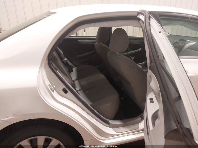 45971124 :رقم المزاد ، 5YFBU4EEXDP088995 vin ، 2013 Toyota Corolla Le مزاد بيع