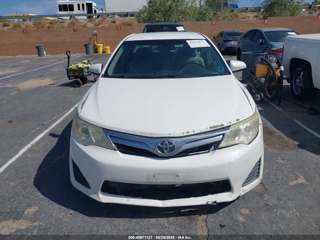 4T4BF1FKXER439763 Toyota CAMRY LE