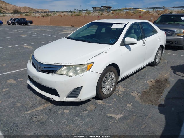 4T4BF1FKXER439763 Toyota CAMRY LE