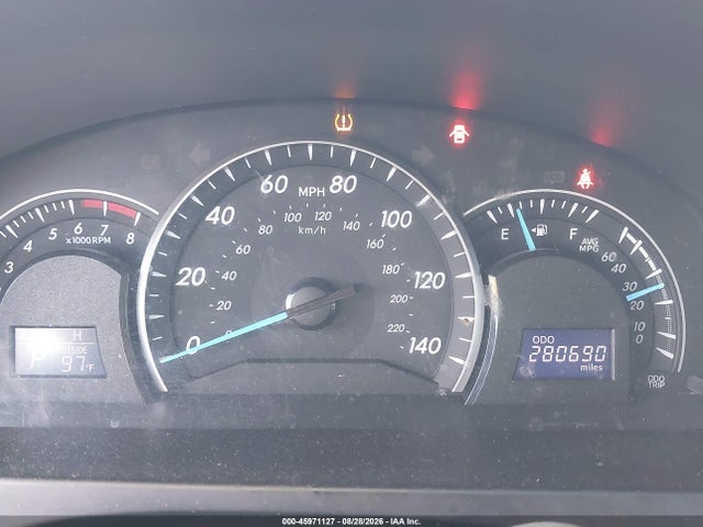 4T4BF1FKXER439763 Toyota CAMRY LE