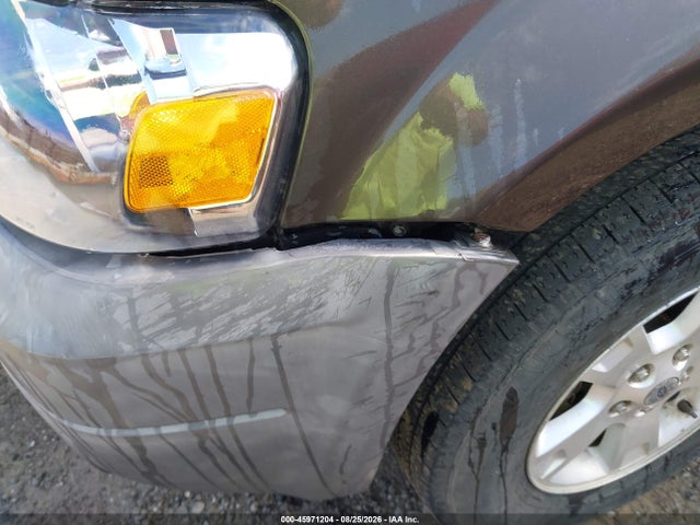 2007 Ford Escape Xlt მანქანა იყიდება აუქციონზე, vin: 1FMYU03Z27KA03784, აუქციონის ნომერი: 45971204