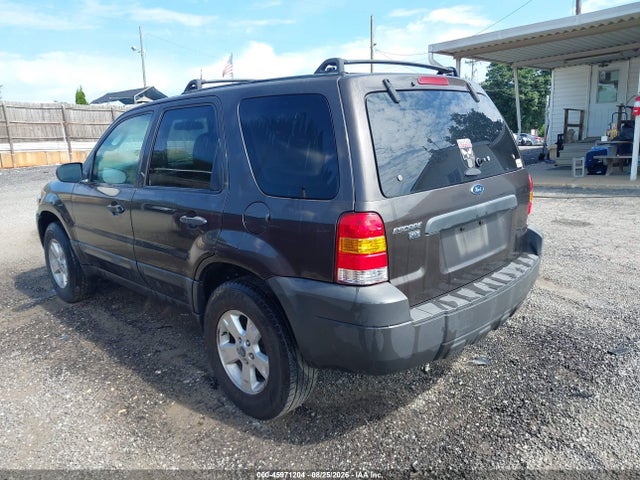 2007 Ford Escape Xlt მანქანა იყიდება აუქციონზე, vin: 1FMYU03Z27KA03784, აუქციონის ნომერი: 45971204