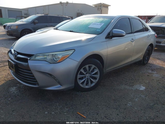 Aukcja sprzedaży 2015 Toyota Camry Le, vin: 4T4BF1FK5FR511826, numer aukcji: 45971210