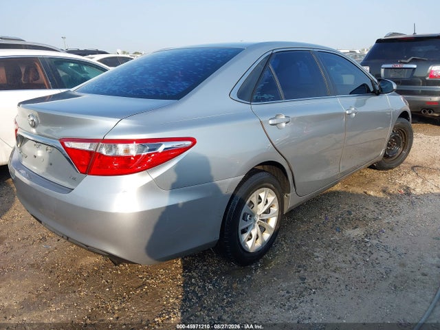 Aukcja sprzedaży 2015 Toyota Camry Le, vin: 4T4BF1FK5FR511826, numer aukcji: 45971210