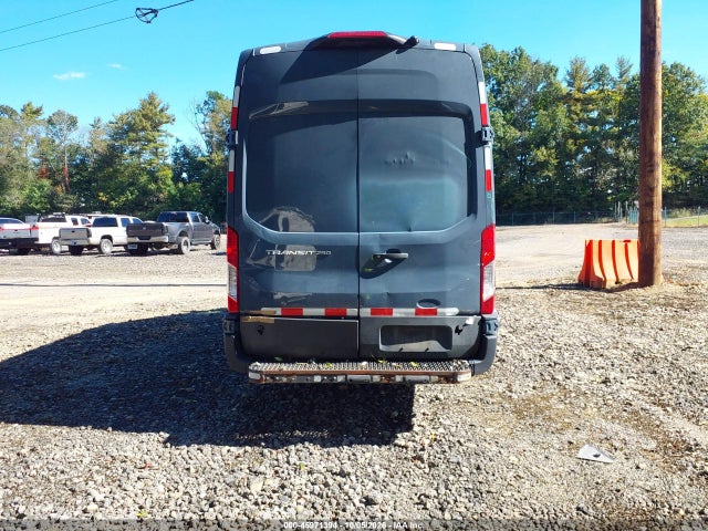 45971394 :رقم المزاد ، 1FTBR3X8XMKA59112 vin ، 2021 Ford Transit-250 Cargo Van مزاد بيع