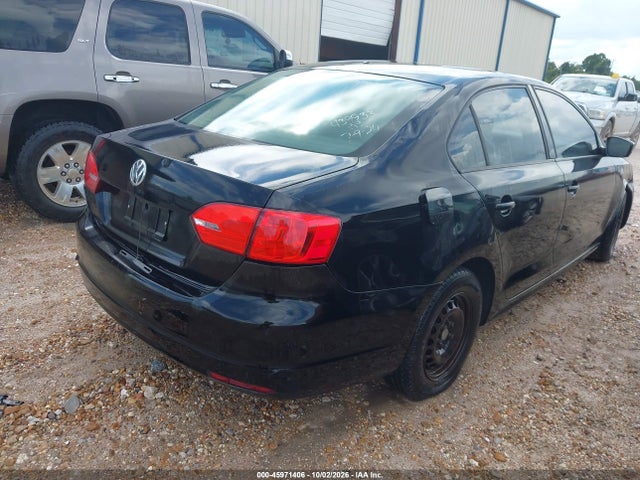 2014 Volkswagen Jetta 2.0l S მანქანა იყიდება აუქციონზე, vin: 3VW2K7AJ9EM379682, აუქციონის ნომერი: 45971406