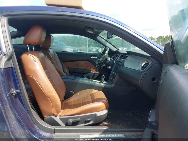 2010 Ford Mustang Gt Premium მანქანა იყიდება აუქციონზე, vin: 1ZVBP8CH8A5109084, აუქციონის ნომერი: 45971410