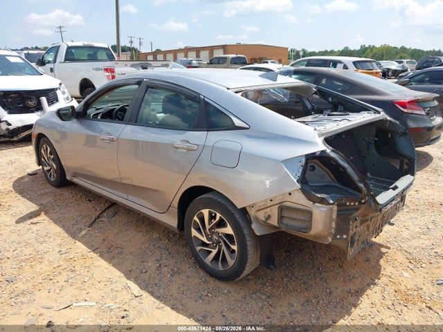 Продажа на аукционе авто 2018 Honda Civic Ex, vin: 19XFC2F74JE009388, номер лота: 45971424