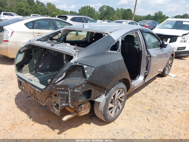 Продажа на аукционе авто 2018 Honda Civic Ex, vin: 19XFC2F74JE009388, номер лота: 45971424
