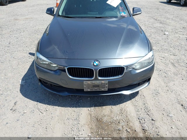 45971439 :رقم المزاد ، WBA8E5G58GNT93081 vin ، 2016 Bmw 320i Xdrive مزاد بيع