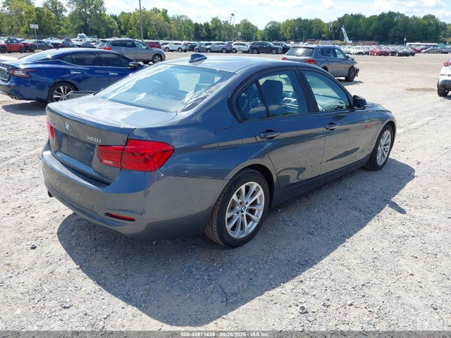 45971439 :رقم المزاد ، WBA8E5G58GNT93081 vin ، 2016 Bmw 320i Xdrive مزاد بيع