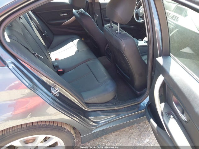45971439 :رقم المزاد ، WBA8E5G58GNT93081 vin ، 2016 Bmw 320i Xdrive مزاد بيع