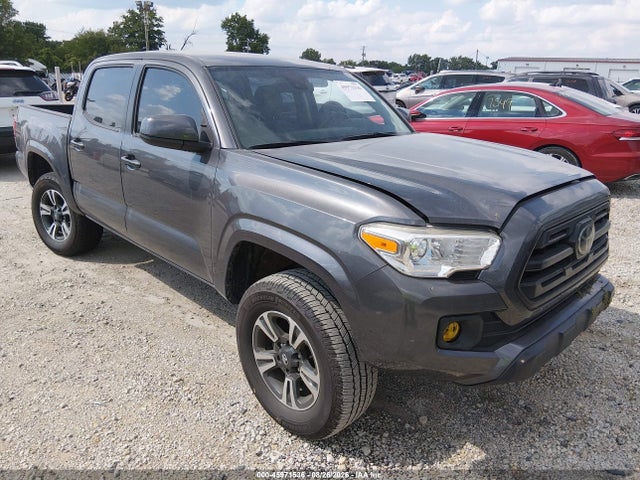 45971536 :رقم المزاد ، 5TFAX5GNXJX118838 vin ، 2018 Toyota Tacoma Sr مزاد بيع