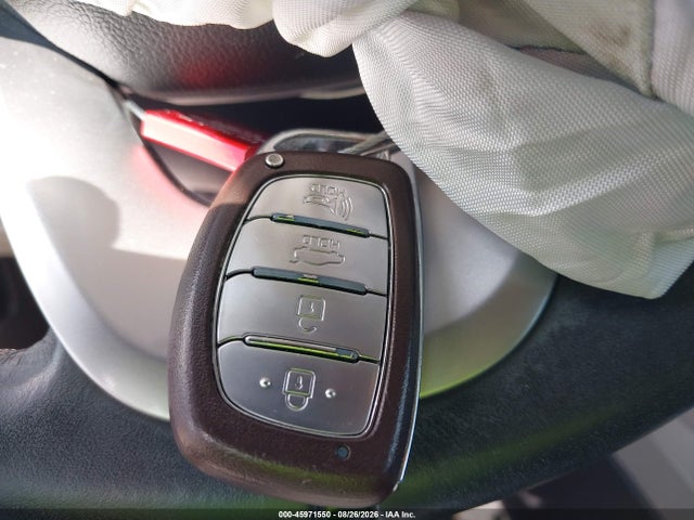 Продажа на аукционе авто 2019 Hyundai Elantra Limited, vin: 5NPD84LF3KH452211, номер лота: 45971550