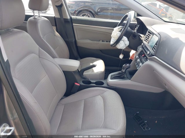 Продажа на аукционе авто 2019 Hyundai Elantra Limited, vin: 5NPD84LF3KH452211, номер лота: 45971550