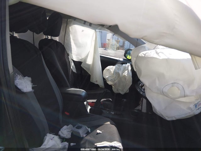Продаж на аукціоні авто 2017 Toyota Rav4 Le, vin: 2T3BFREV9HW563006, номер лоту: 45971566