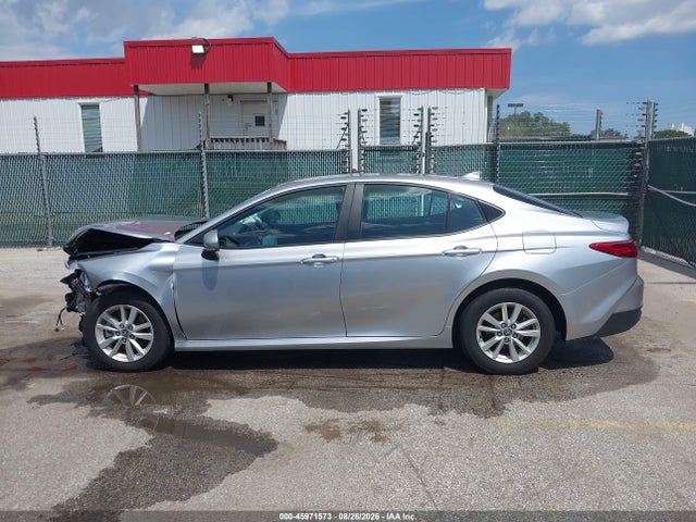 2025 Toyota Camry Le მანქანა იყიდება აუქციონზე, vin: 4T1DAACK9SU624694, აუქციონის ნომერი: 45971573