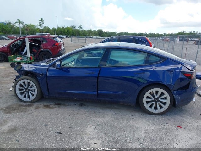 Tesla Model 3 Standard Range Plus Rear-wheel Drive 2021 5YJ3E1EA4MF849884 Image 13
