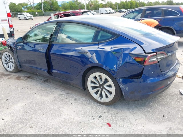 Tesla Model 3 Standard Range Plus Rear-wheel Drive 2021 5YJ3E1EA4MF849884 Image 3