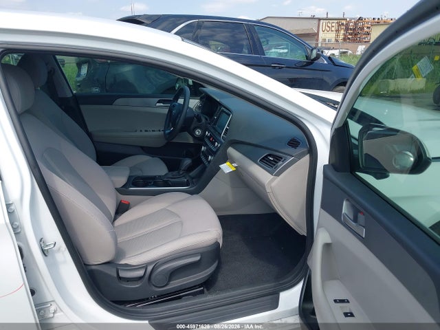 2018 Hyundai Sonata Se მანქანა იყიდება აუქციონზე, vin: 5NPE24AF2JH661351, აუქციონის ნომერი: 45971625