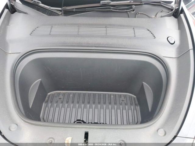 Продаж на аукціоні авто 2024 Tesla Model Y Long Range Dual Motor All-wheel Drive, vin: 7SAYGDEE5RA283746, номер лоту: 45971658