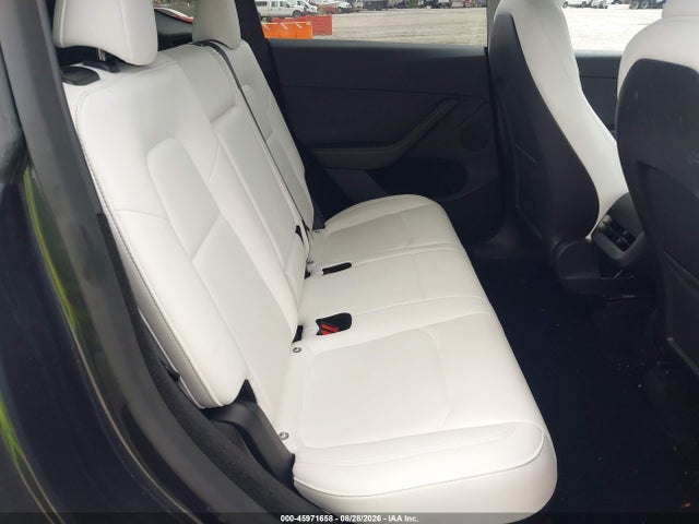 Продаж на аукціоні авто 2024 Tesla Model Y Long Range Dual Motor All-wheel Drive, vin: 7SAYGDEE5RA283746, номер лоту: 45971658
