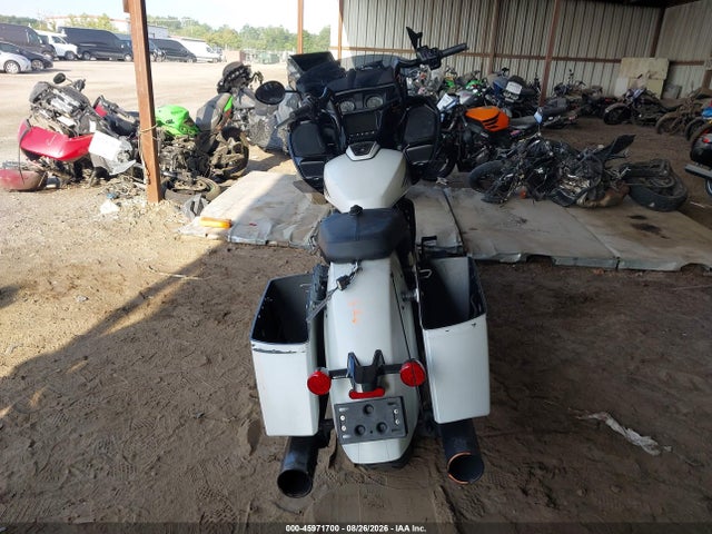 2021 Indian Motorcycle Co. Challenger Dark Horse მანქანა იყიდება აუქციონზე, vin: 56KLCDRR5M3401541, აუქციონის ნომერი: 45971700