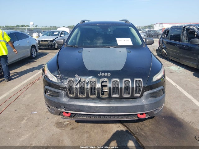 Продажа на аукционе авто 2016 Jeep Cherokee Trailhawk, vin: 1C4PJMBS4GW124247, номер лота: 45971766