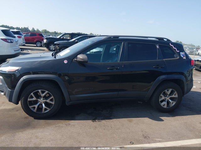 Продажа на аукционе авто 2016 Jeep Cherokee Trailhawk, vin: 1C4PJMBS4GW124247, номер лота: 45971766