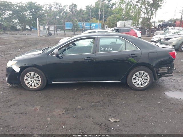 2014 Toyota Camry Le მანქანა იყიდება აუქციონზე, vin: 4T4BF1FK3ER375758, აუქციონის ნომერი: 45971769