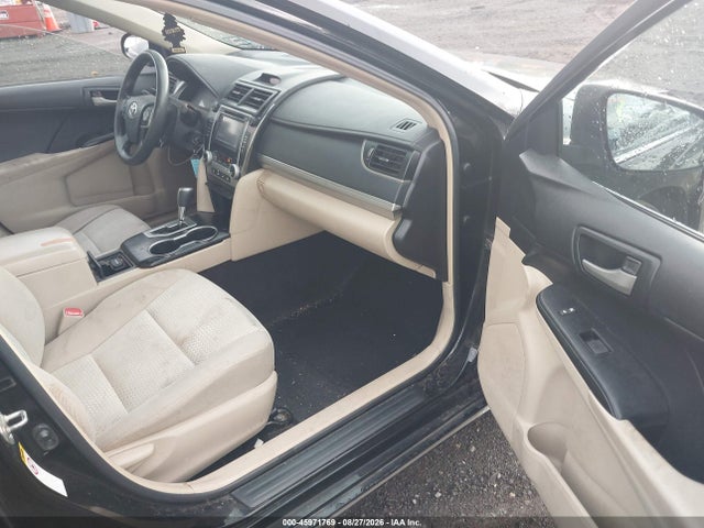 2014 Toyota Camry Le მანქანა იყიდება აუქციონზე, vin: 4T4BF1FK3ER375758, აუქციონის ნომერი: 45971769