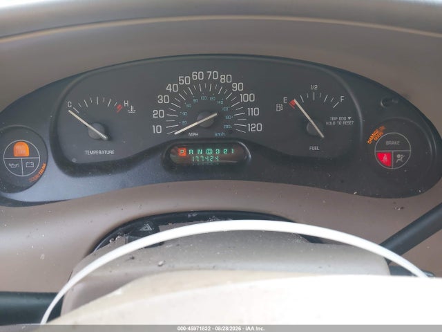 2003 Buick Century Custom მანქანა იყიდება აუქციონზე, vin: 2G4WS55J031297553, აუქციონის ნომერი: 45971832