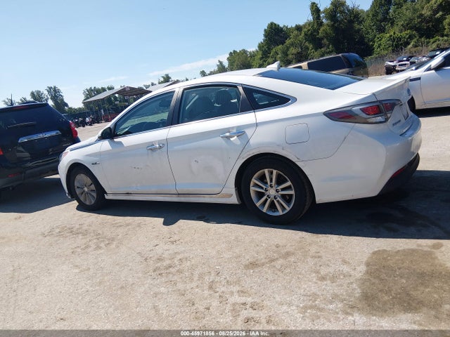 Продаж на аукціоні авто 2016 Hyundai Sonata Hybrid Se, vin: KMHE24L12GA009357, номер лоту: 45971856